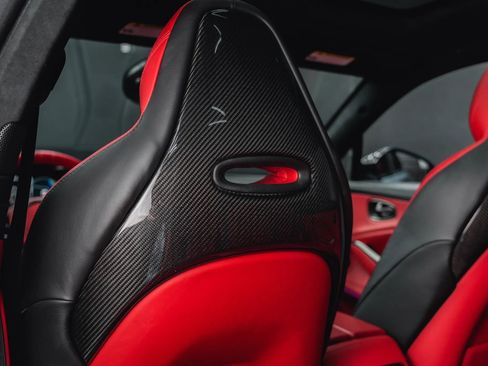 Used 2021 Aston Martin DBX AWD/4WD image 47