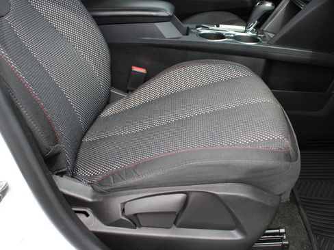 Used 2017 Chevrolet Equinox LS FWD image 17