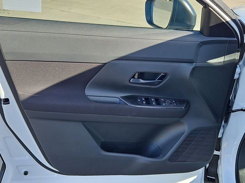 New 2026 Nissan Kicks S image 13