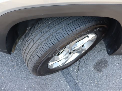 Used 2024 Hyundai Tucson SE FWD image 39