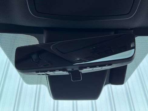 Used 2024 Toyota Sienna Platinum image 36