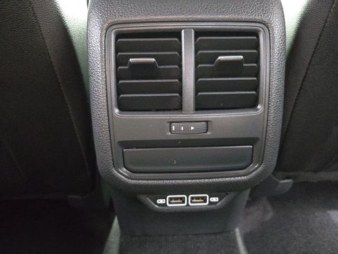 Used 2021 Volkswagen Passat 2.0T R-Line FWD image 38