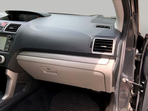 Used 2018 Subaru Forester 2.5i w/ Alloy Wheel Package AWD/4WD image 19