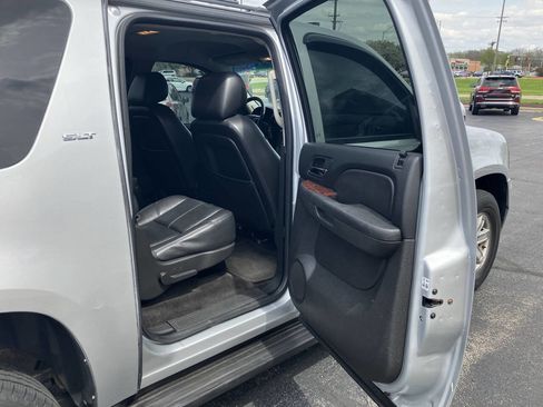 Used 2013 GMC Yukon XL SLT AWD/4WD image 22