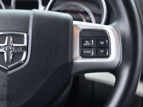 Used 2020 Dodge Journey SE w/ SE Popular Equipment Group FWD image 31