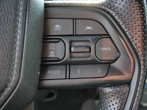 Certified 2024 Toyota Tacoma SR5 AWD/4WD image 28
