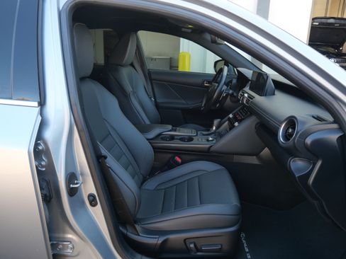 Certified 2022 Lexus IS 350 F Sport w/ Dynamic Handling Package image 14