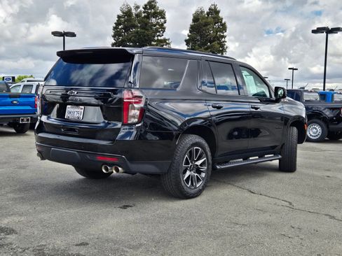 Used 2023 Chevrolet Tahoe Z71 w/ Z71 Off-Road Package AWD/4WD image 4