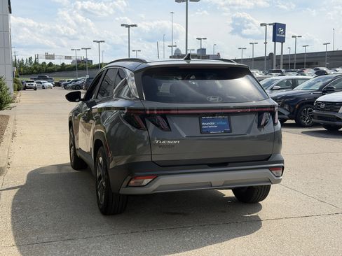 Certified 2025 Hyundai Tucson SEL FWD image 7