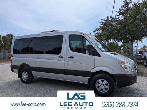 Used 2011 Mercedes-Benz Sprinter 2500 image 1