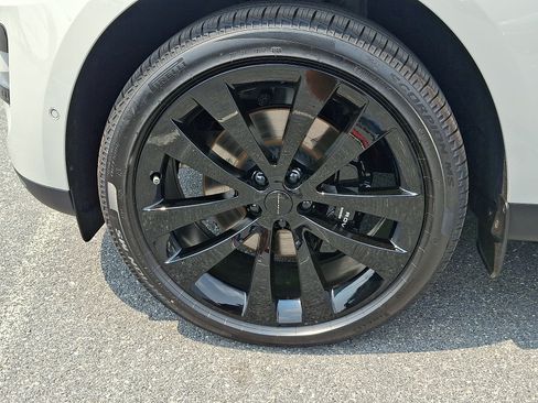 New 2026 Land Rover Range Rover Sport SE AWD/4WD image 7