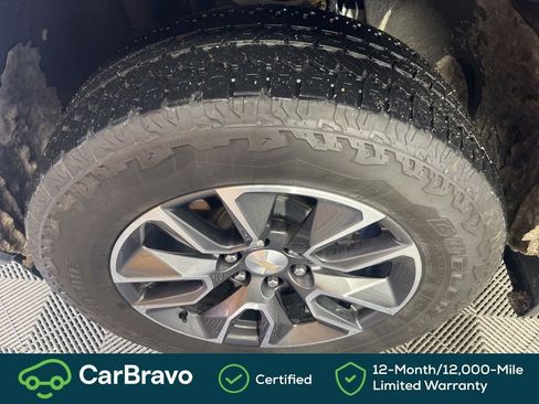 Certified 2022 Chevrolet Silverado 1500 LT AWD/4WD image 16
