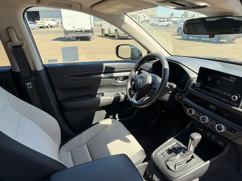 Used 2025 Honda CR-V EX image 17