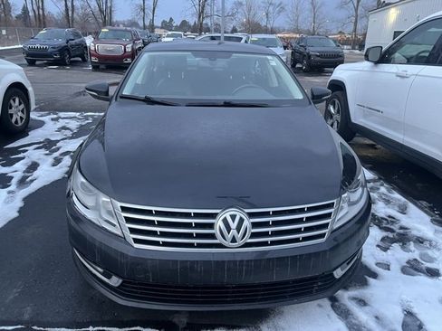 Used 2013 Volkswagen CC Sport image 2