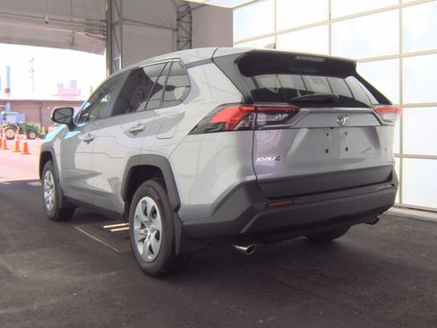 Used 2025 Toyota RAV4 LE image 7