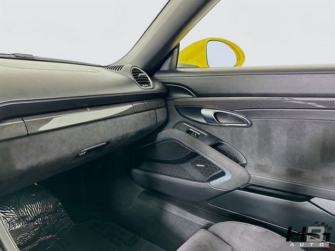 Used 2019 Porsche 718 Boxster GTS image 17