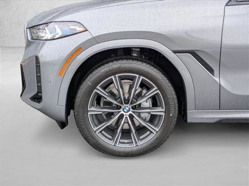 New 2026 BMW X6 xDrive40i image 10