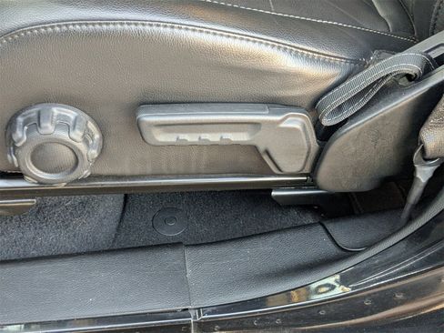 Used 2020 Jeep Wrangler Unlimited Sahara image 21