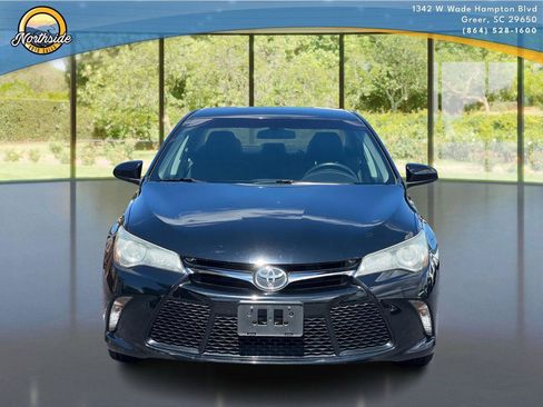 Used 2015 Toyota Camry SE FWD image 20