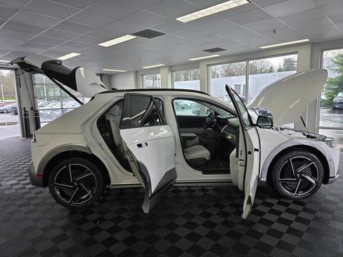 New 2026 Hyundai Ioniq 5 Limited image 16