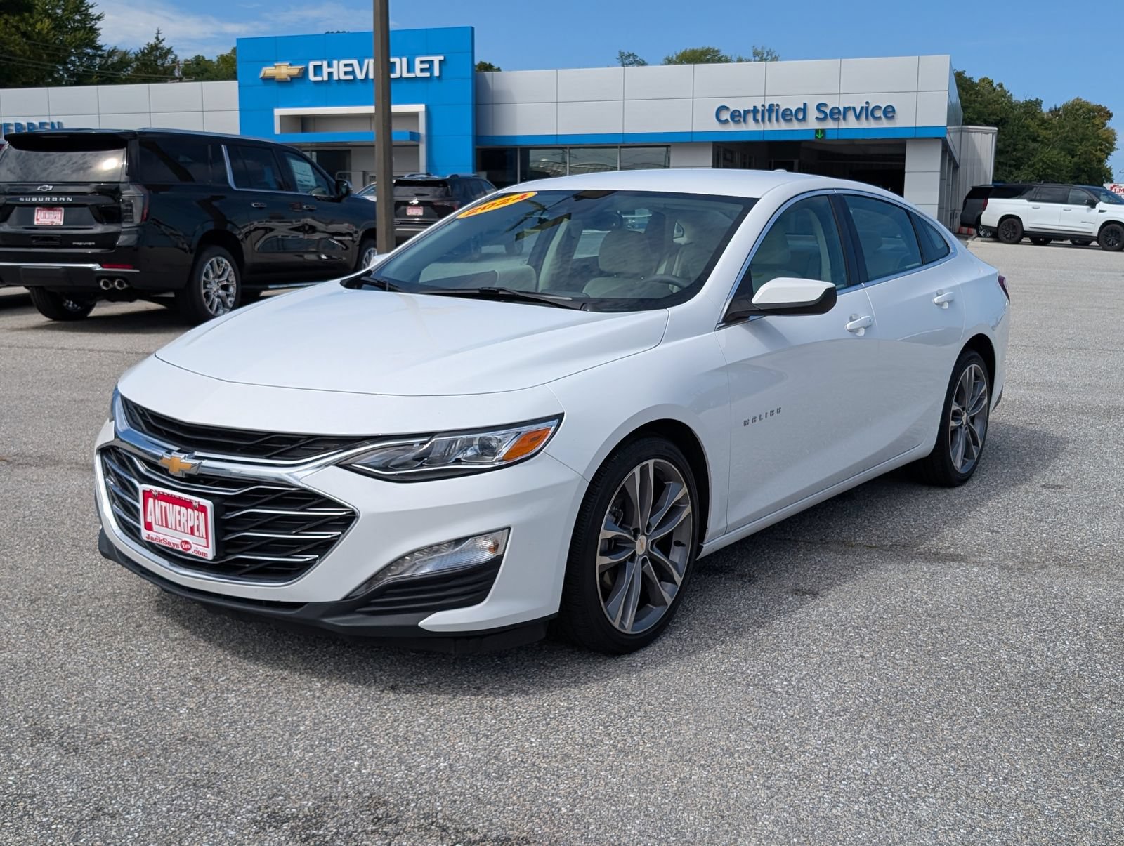 Used 2024 Chevrolet Malibu LT FWD image 7