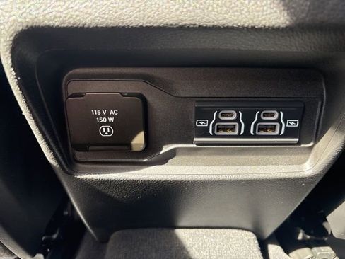 Used 2023 Jeep Grand Cherokee L Summit image 30