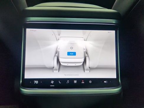 Used 2024 Tesla Model S image 37