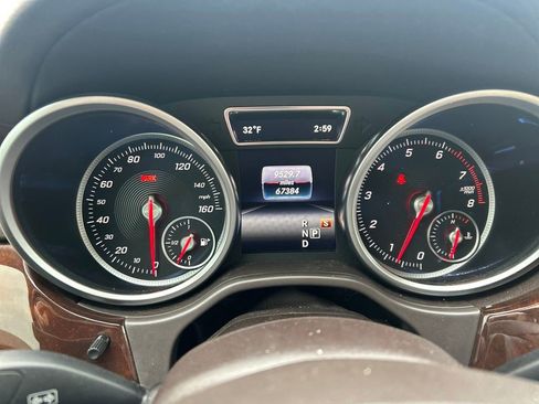 Certified 2019 Mercedes-Benz GLS 450 4MATIC image 43