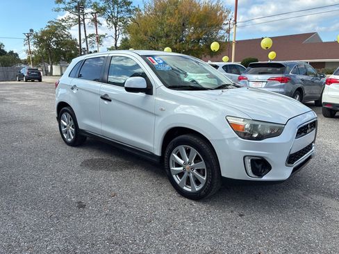 Used 2015 Mitsubishi Outlander Sport SE image 3