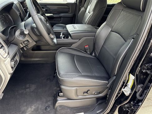 New 2026 RAM 2500 Limited w/ Chrome Bumper Package image 10