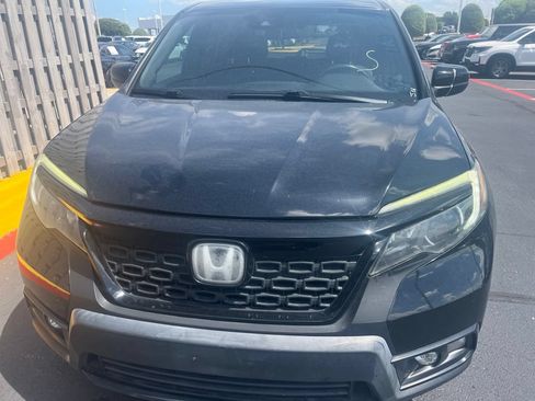 Used 2019 Honda Passport Sport image 2