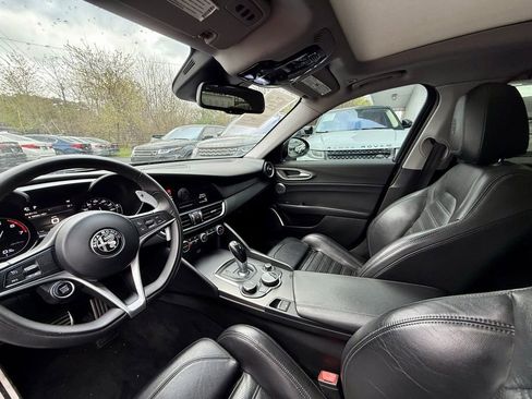 Used 2018 Alfa Romeo Giulia Ti Sport w/ Quick Order Package 22S Sport image 15