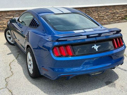Used 2017 Ford Mustang Coupe RWD image 10