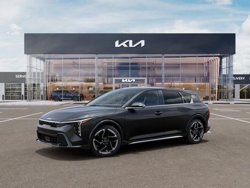 New 2026 Kia K4 GT-Line FWD image 3