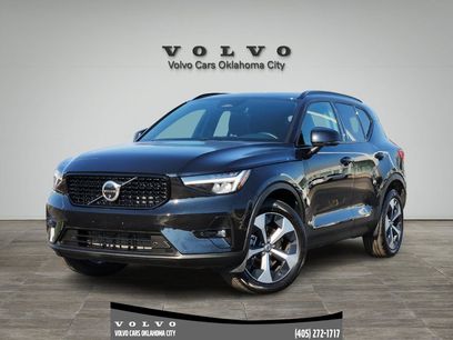 Certified 2025 Volvo XC40 B5 Plus