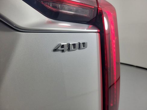 Certified 2023 Cadillac XT6 Premium Luxury w/ Technology Package AWD/4WD image 5