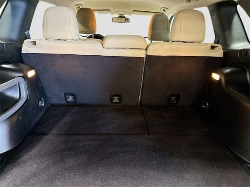 Used 2017 Jeep Cherokee Latitude image 26