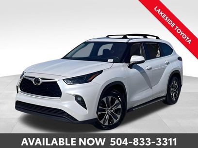 Used 2024 Toyota Highlander XLE