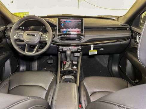 New 2026 Jeep Compass Limited w/ Sun, Sound & Navigation Group image 23