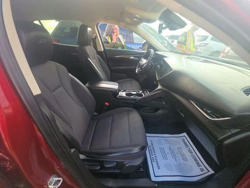 Used 2022 Buick Envision Preferred w/ Sport Touring Package FWD image 8