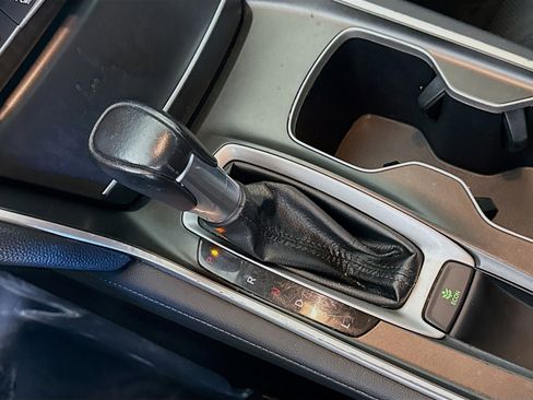 Used 2020 Honda Accord EX-L image 20