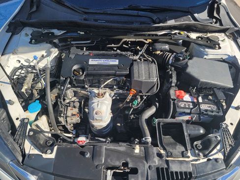 Used 2015 Honda Accord Sport image 8