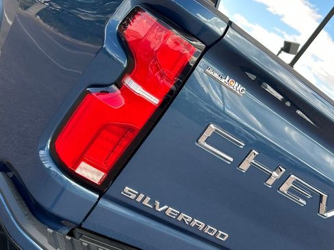 Used 2025 Chevrolet Silverado 3500 High Country w/ High Country Premium Package AWD/4WD image 24