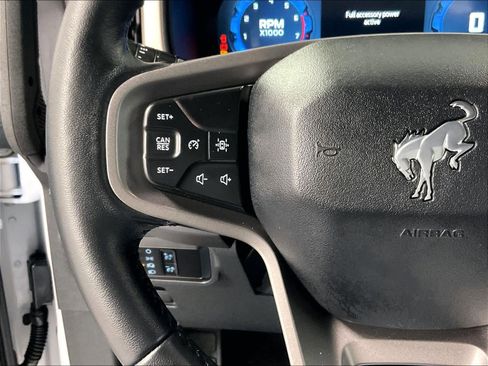 Used 2025 Ford Bronco Outer Banks image 22