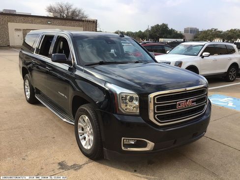 Used 2018 GMC Yukon XL SLT image 6