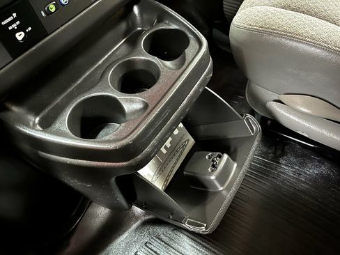 Used 2019 Chevrolet Express 2500 w/ Driver Convenience Package RWD image 18
