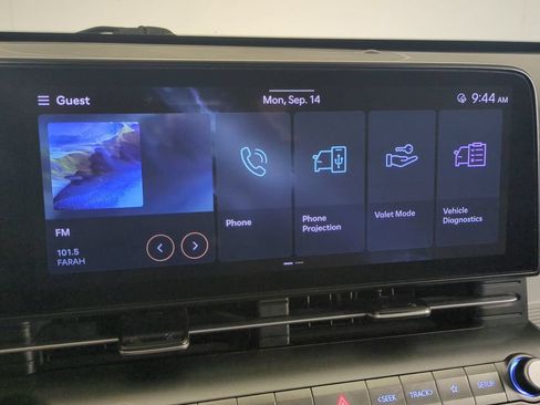 Used 2025 Hyundai Kona SEL FWD image 28