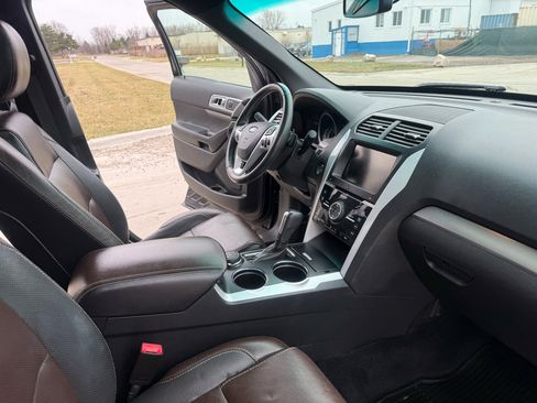Used 2014 Ford Explorer Sport w/ Equipment Group 401A image 30