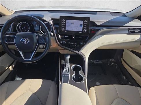 Used 2024 Toyota Camry LE FWD image 17