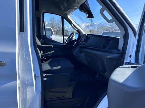 Used 2021 Ford Transit 250 image 12